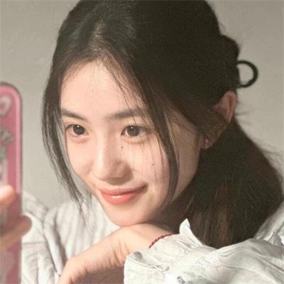 阳台上的女人们